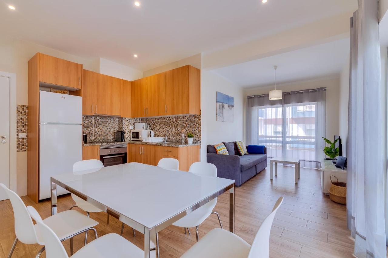 Quarteira 2Br - Near The Beach At Homesbyfc 외부 사진