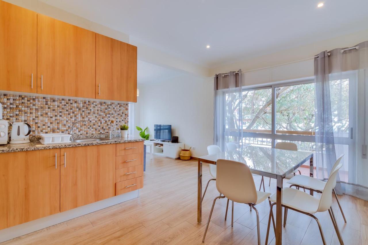 Quarteira 2Br - Near The Beach At Homesbyfc 외부 사진